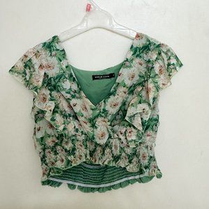 1XL - Plus Size Floral Print Ruffle Trim Crop Top